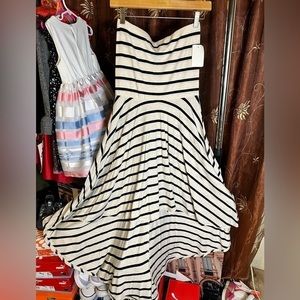 Poof women’s strapless asymmetrical dress size‎ L